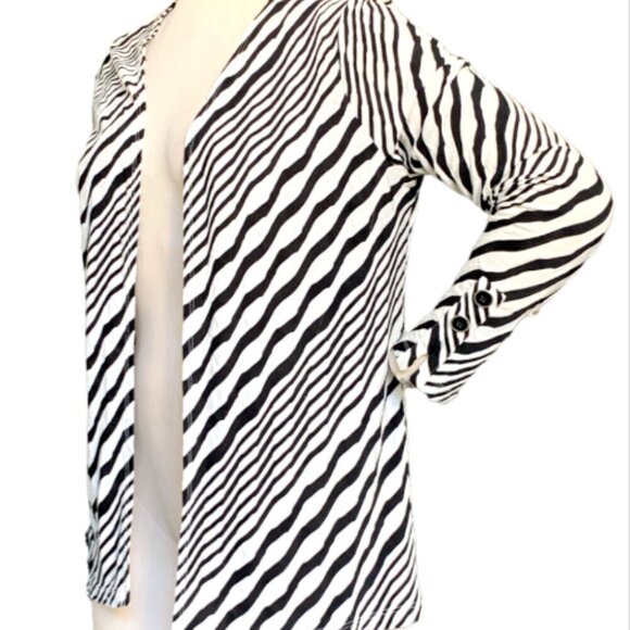 Chico's Travelers Black & White Striped Jacket Sz 1 (M/8) 88L - Picture 3 of 9